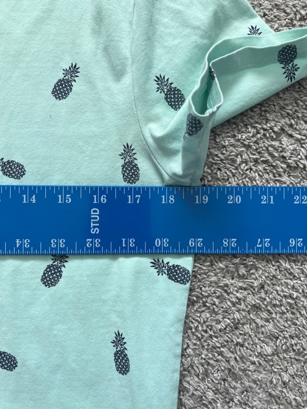Express Women’s Light Turquoise Short Sleeve T-Shirt Navy Pineapple Print Size M - Picture 8 of 8